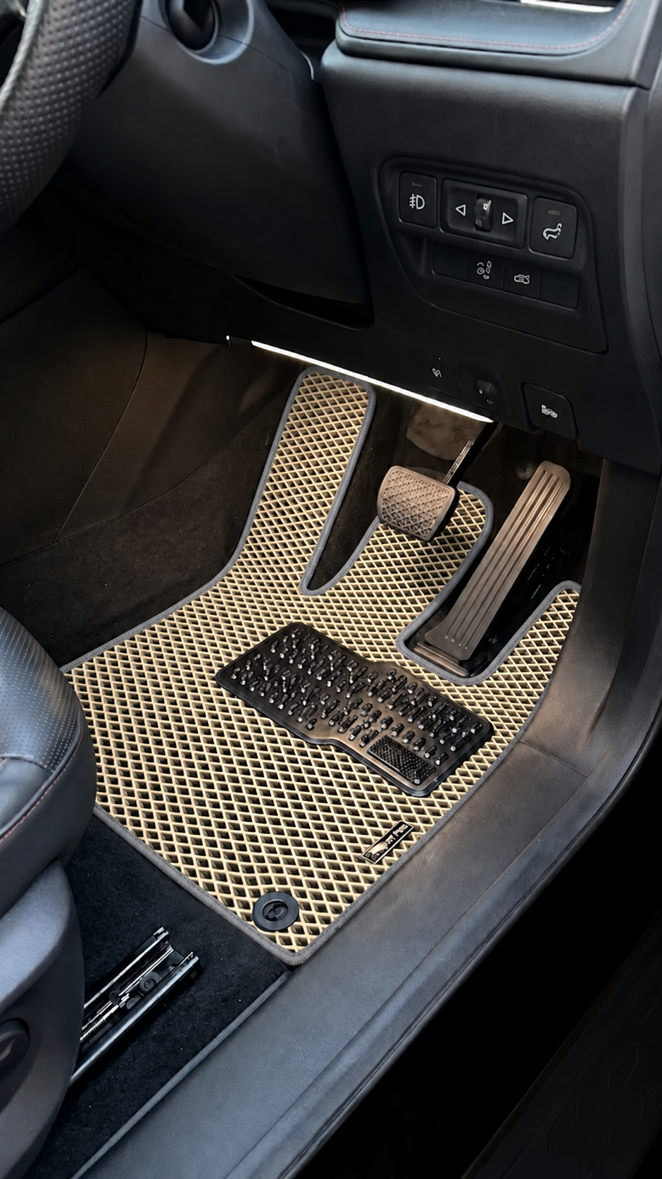 Premium EVA tailored car mats with mat and edge colour options
