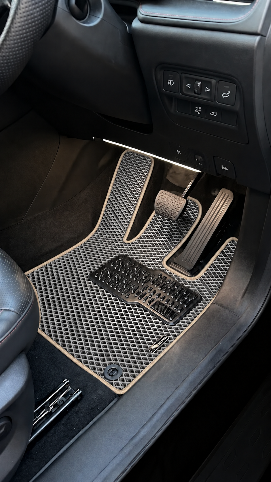 Premium EVA tailored car mats with mat and edge colour options